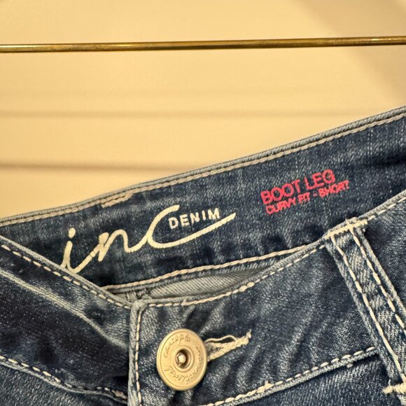 INC International Concepts BOOT LEG CURVY FIT-SHORT (SIZE 6S) JEANS - Picture 3 of 5